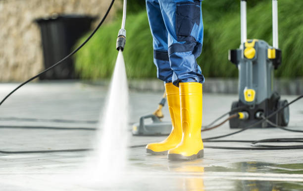 Best Fence Pressure Washing  in Riverside, CA
